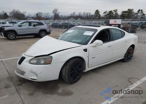 2006 Pontiac Grand Prix Gxp z USA, uszkodzony, nr VIN 2G2WC55C461226559